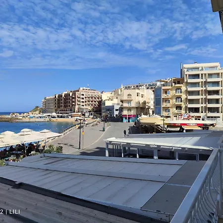 Lilly's Sea View, Beachfront * Marsalforn