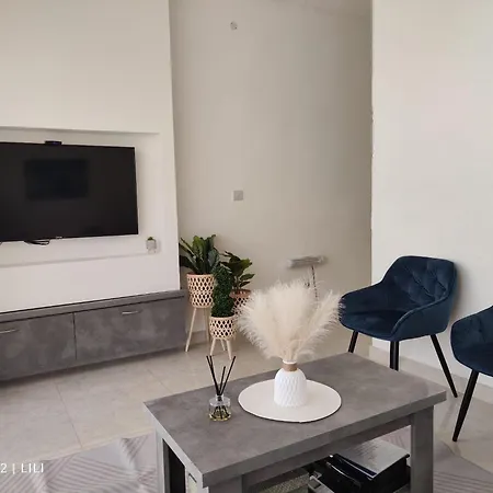 Apartamento Lilly's Sea View, Beachfront